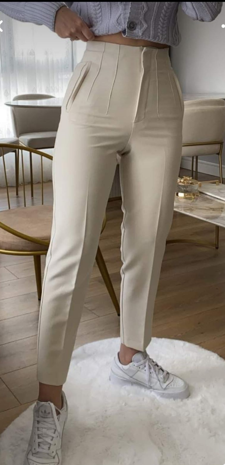 Trendy Wardrobe | Zara inspired trousers 