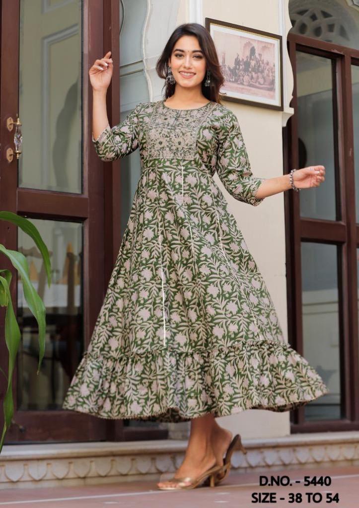 Trendy Wardrobe | Leafy Anarkali Kurta with Tassels