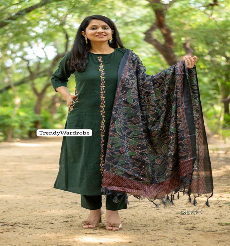 Bottle Green Handloom Cotton Kurta Set with Silk Dupatta 